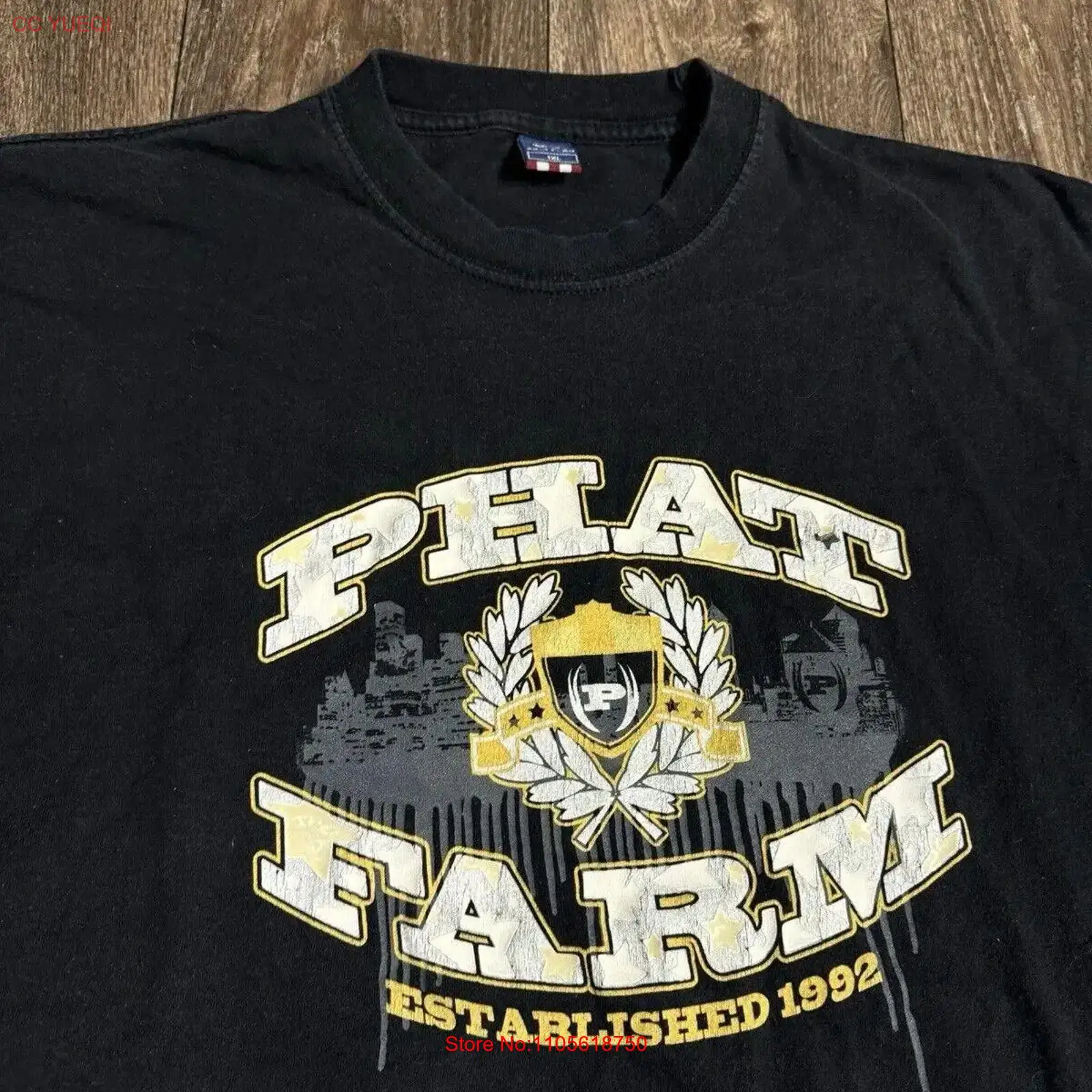 Urban Farming Is - Camiseta Negra Vintage Y2K Phat Farm